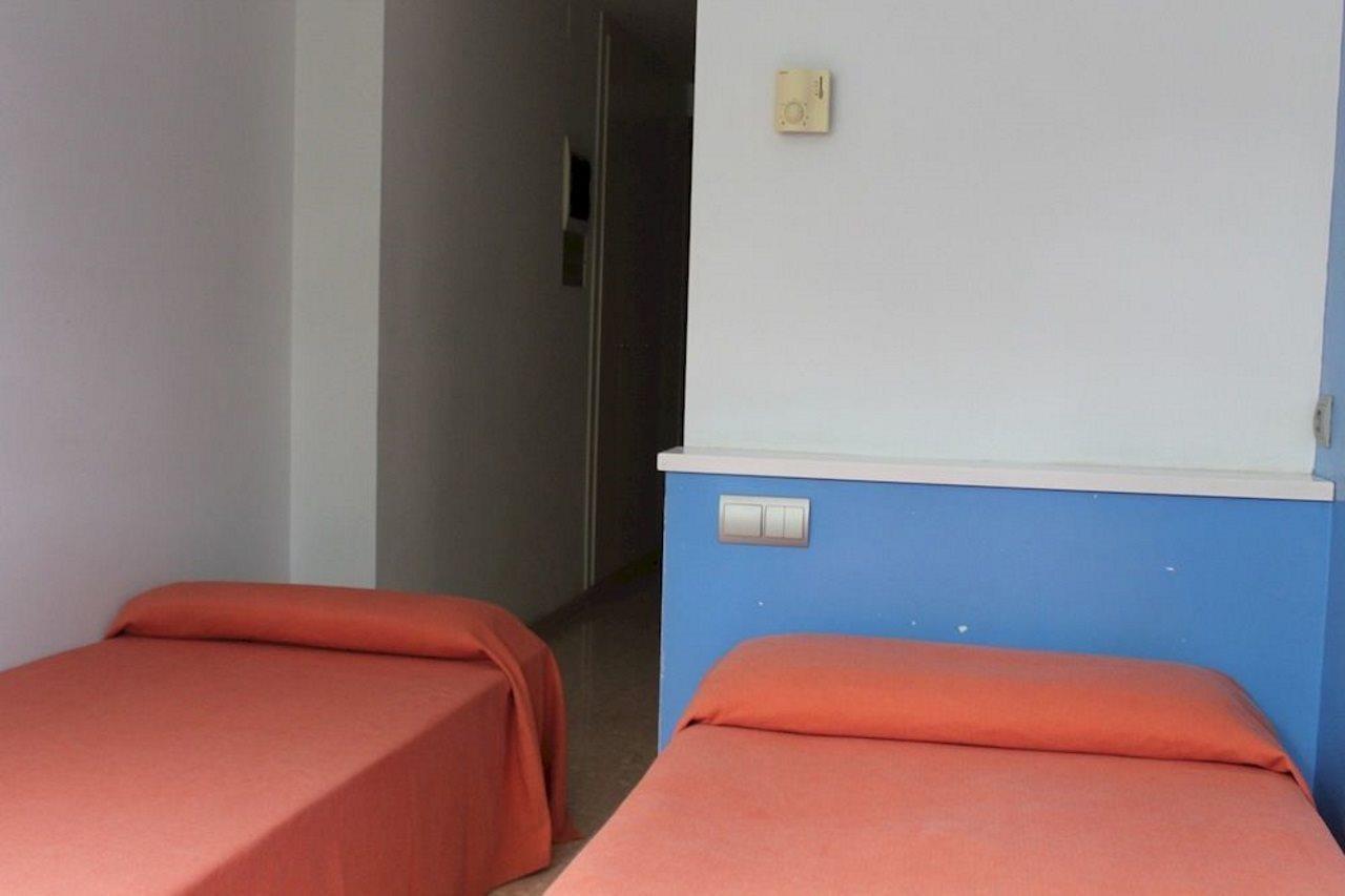 Residencia Estudiantes Onix Appartement *
